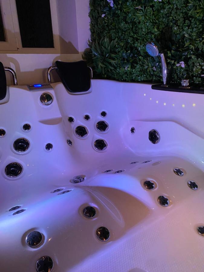 Sweet Love Exotique By Locations_Lepuyenvelay Brives-Charensac Esterno foto