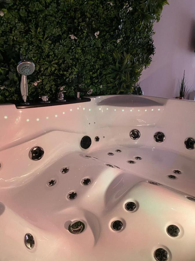 Sweet Love Exotique By Locations_Lepuyenvelay Brives-Charensac Esterno foto